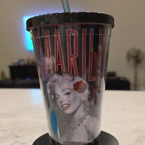 Marilyn Monroe Tumbler with Straw